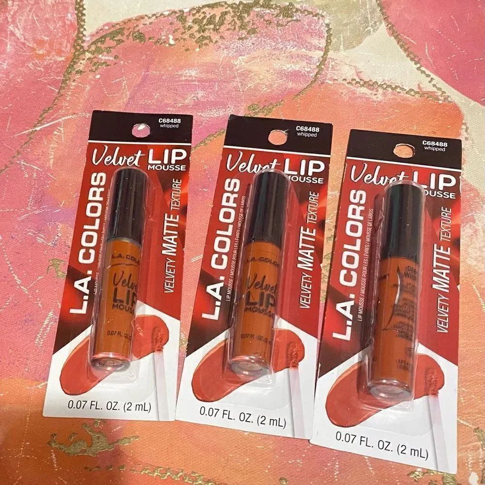 🎉L.A.Colors Pack Of 2 Velvet Lip 👄 Mousse C68487 rhapsody (2 ML) 💥